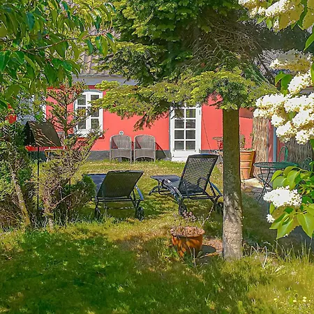 3 Bedroom Awesome In