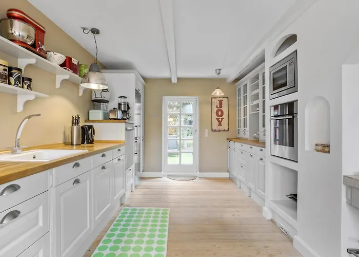 3 Bedroom Awesome In * Bindslev