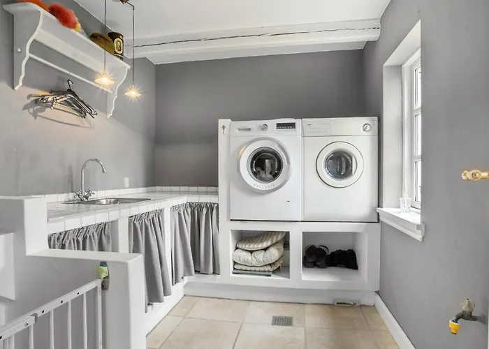 3 Bedroom Awesome In Ferienhaus