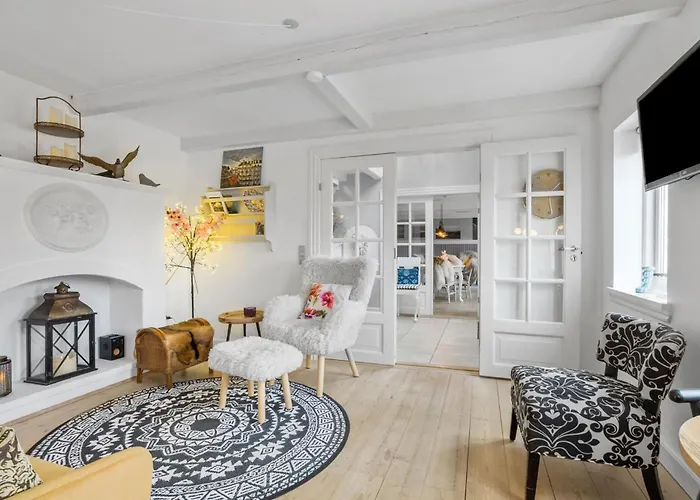 3 Bedroom Awesome In * Bindslev